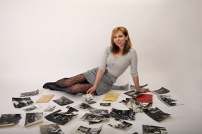 性感短裙丝袜美女图片